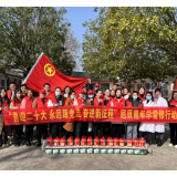 共青团屈原管理区委:三月学雷锋 “青”暖敬老院
