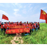 屈原青年争当“河小青”，共护一江碧水