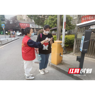 文星街道：“小区楼栋长”打通服务居民“最后一厘米”