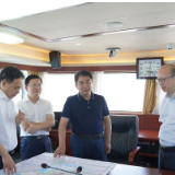 曹普华沿洞庭湖巡湖并调研督导抗旱工作