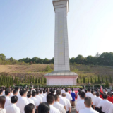 岳阳市举行烈士纪念日公祭仪式