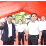 曹普华督导高考准备工作