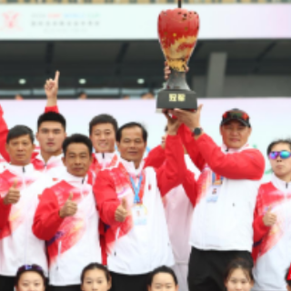 龙舟世界杯收官，中国队4金5银总分第一捧杯