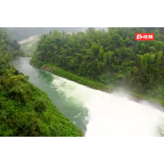 视频｜临湘：龙源水库开闸泄洪和溢洪