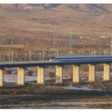 铁路为何在这些地方拐了个弯？