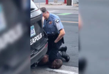 时刻观察丨每年千余人死于警察暴力执法，美国怎么了？