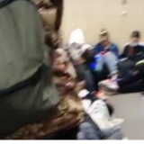 泰山顶上游客挤厕所过夜，景区：无法保证看到日出