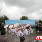 我为群众办实事丨中国舞蹈家协会志愿服务团在韶山慰问演出