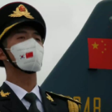 今天，我们接英雄回家