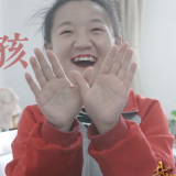 我与总书记“同框 ”丨逐梦的女孩