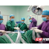她痛苦生活17年 医生帮其“造”阴道