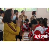 张家界:慈利县开展中医药文化进校园冬至主题日活动