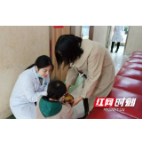 曾有人说她不能怀孕 如今带着宝宝来长江医院报喜发糖