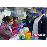 正月里 湖南省第二人民医院医护用献血活动迎接元宵节