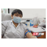 张家界：医务人员应急献血月 慈利县人民医院打头阵