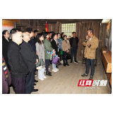 张家界：慈利卫健局“学史增信”主题党日活动走进老棚村