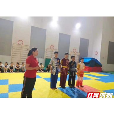 长沙医学院体育健康学院举行武术赛前演练
