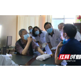 岳阳市中医医院以师承教育培养特色人才