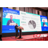 光疗治疗白癜风的功效如何？ 湘雅教授来告诉你