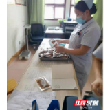 娄底双腾中医专科医院为住院患者免费提供新冠肺炎中药预防汤剂