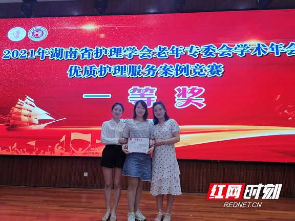 图片 32.wm.jpg 图片 32.wm.jpg