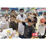 医暖人心 湖南省胸科医院专家受邀赴石门县开展义诊活动