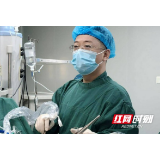娭毑患结石强撑7年未治 如今胆囊取出4坨“土豆块”