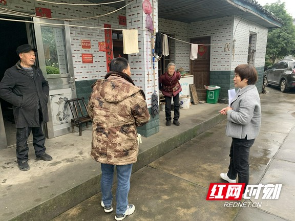 005.wm.jpg 005.wm.jpg