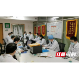 岳阳市中医医院眼耳鼻喉头颈外科为73岁患者切除巨大腮腺肿瘤