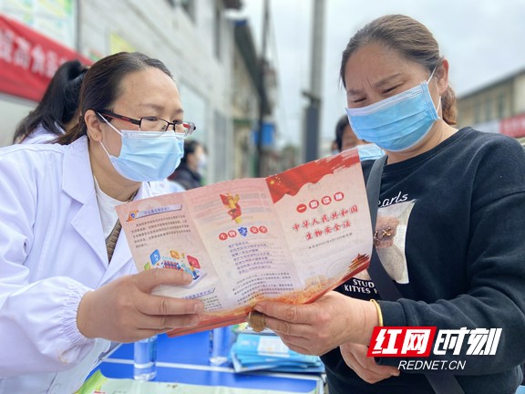 002.wm.jpg 002.wm.jpg