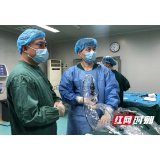 结石引起肾积水会有哪些表现？ 医生：注意看这几点
