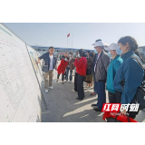 岳阳市中心医院工会组织干部职工参观新院建设
