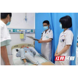 占阿姨 我们一起加油——岳阳市人民医院“四亮”活动剪影