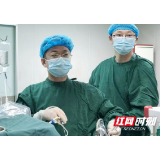 6旬娭毑爱吃猪油 胆囊内竟长出个2.8厘米“大板栗仁”