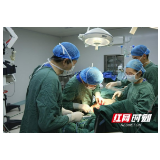 他，千里援疆 救助乳腺危重患者