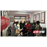 岳阳南湖新区卫健局开展“世界防治结核病日”主题宣传义诊活动