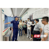 张家界武陵源区:敬佑生命筑牢医院“防火墙”