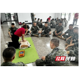 张家界：当“白衣天使”遇到“橄榄绿” 上演一场关乎生命急救的培训