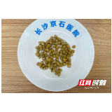 女生长期爱喝奶茶不吃早餐 今腹痛发作保胆取出百余颗结石