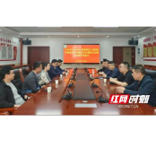 患者不跑专家跑 专家进驻岳阳县人民医院为患者服务
