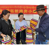 数说宝“藏”丨连心！西藏近16万名干部与贫困群众结对认亲