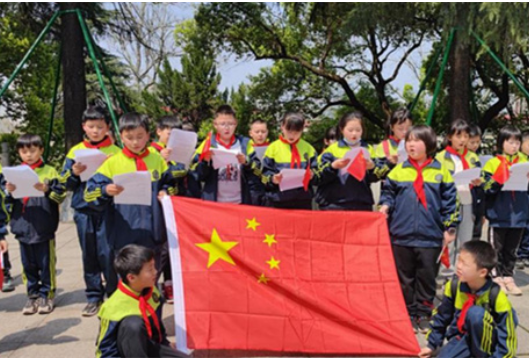 小手拉大手，缅怀先烈跟党走——衡阳市实验小学开展祭英烈活动