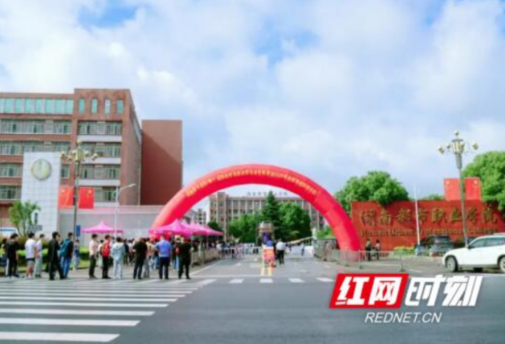 教师风采丨湖南都市职院吴翱翔：赤诚诠释初心 实干践行使命