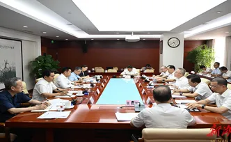 沈晓明与国家卫生健康委主任雷海潮会谈