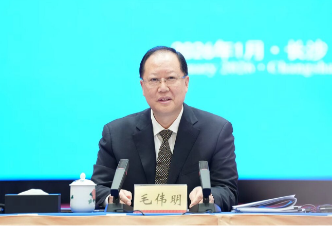 毛伟明与外商投资企业代表座谈