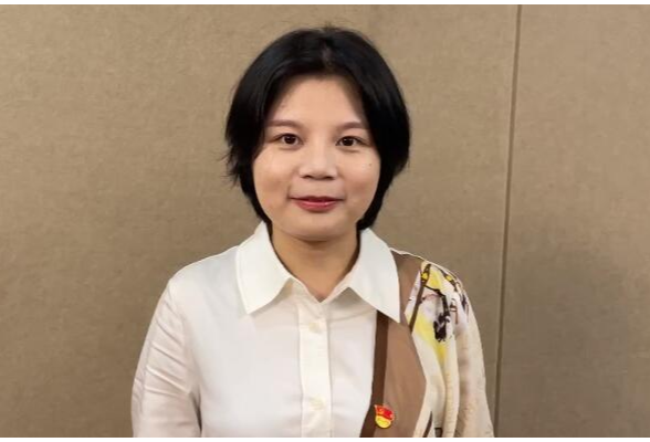 湖南联合教育出版物发行有限公司：《轨迹》