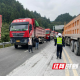 严防货车变“祸”车 吉首交警开展货车交通安全专项整治行动
