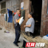 龙山：救灾物资发放及时有序 受灾群众生活稳定
