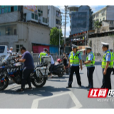 永顺交警严厉查纠未戴安全头盔等违法行为