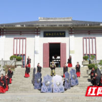 龙山：里耶秦简博物馆迎来今年国庆首批游客